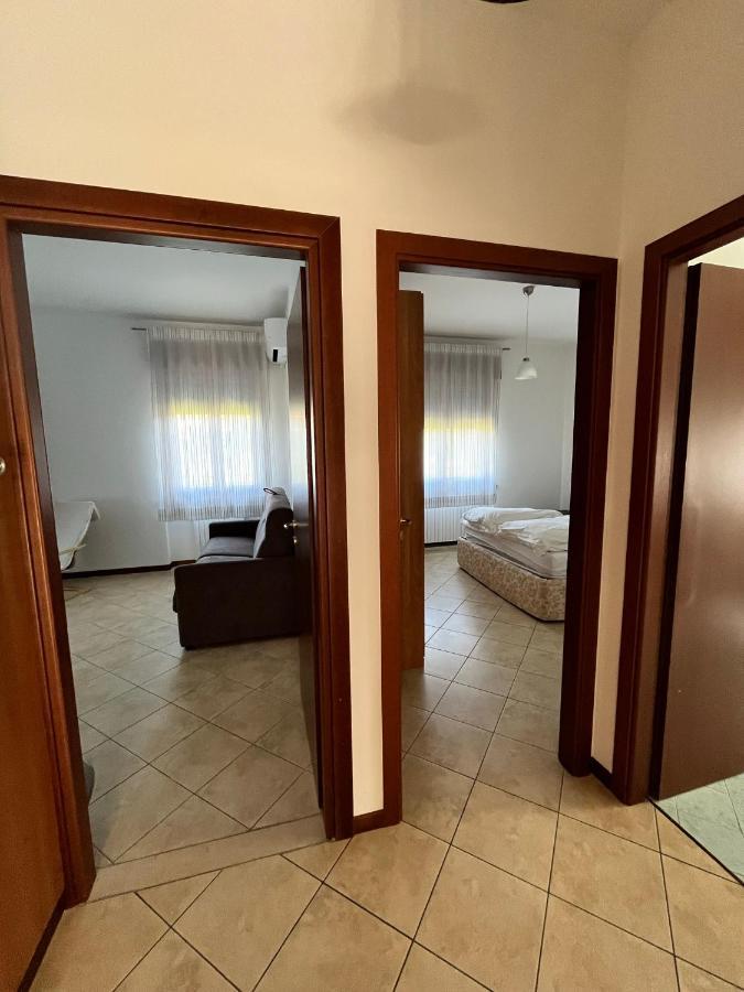 Апартаменти Sebino 11 Песк'єра-дель-Гарда Екстер'єр фото